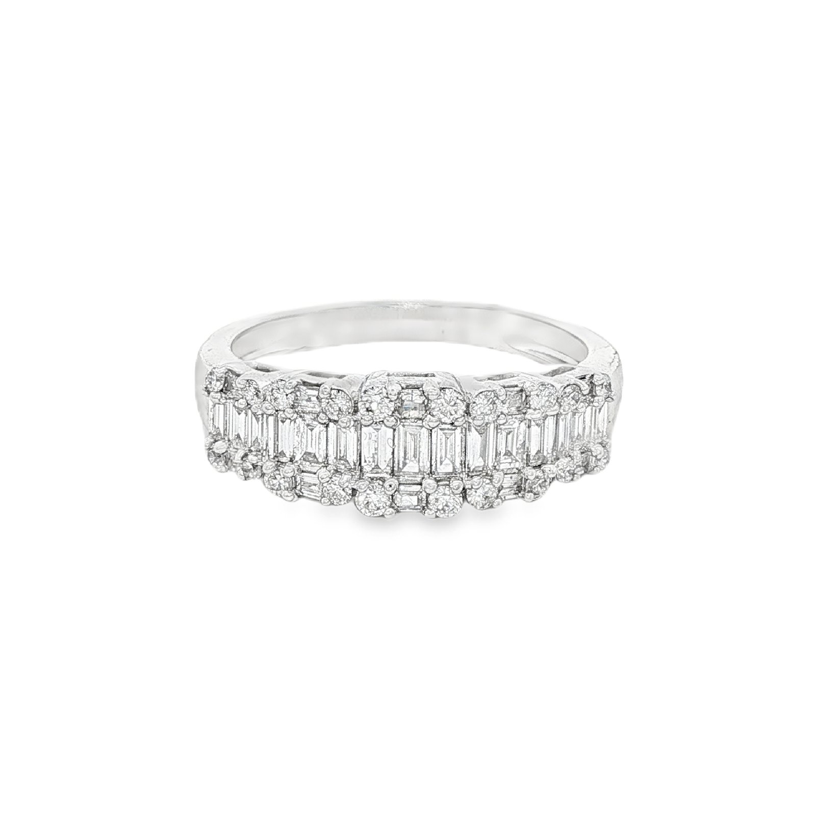 LGD Baguette & Round Diamond Cluster Band Ring in White Gold