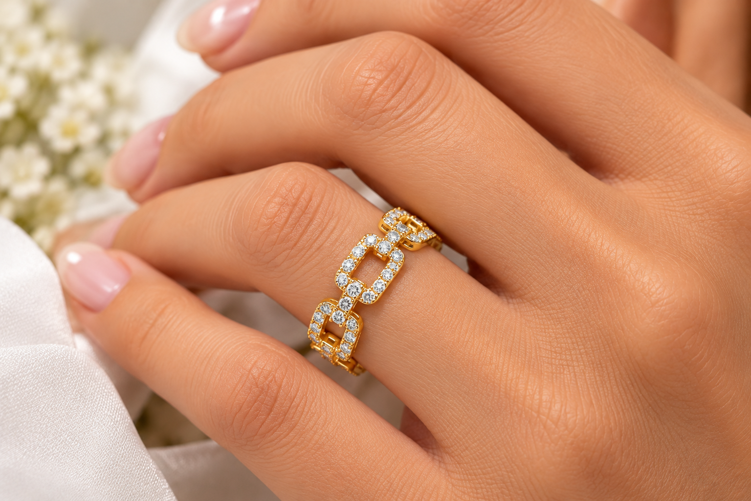 Diamond Link Chain Band in Yellow Gold - Image 2
