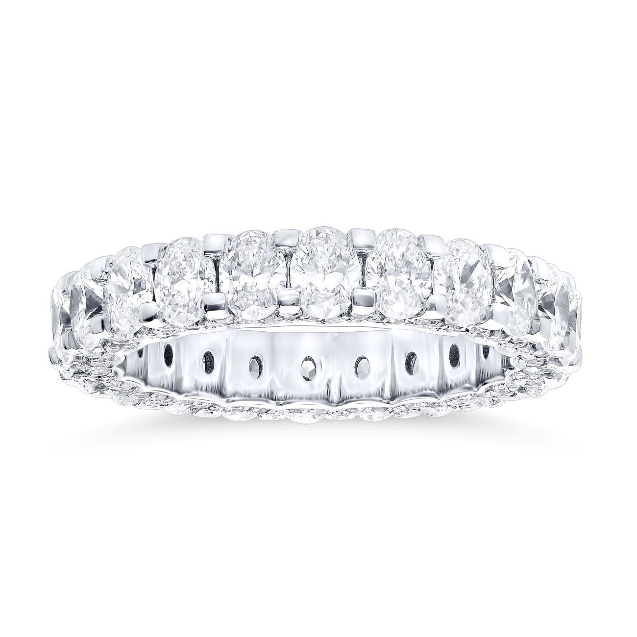Shared Prong Oval Diamond Eternity Band